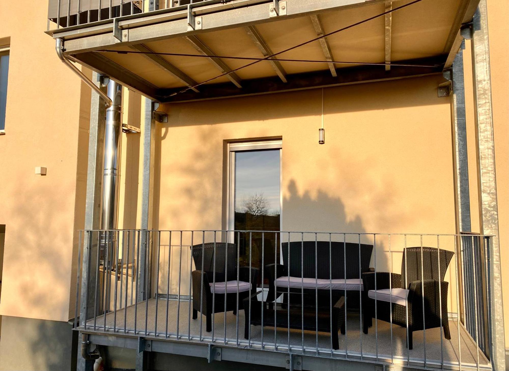 Hochwertige Ferienwohnung Mit 7Qm Balkon, Netflix, Kaffeeautomat, Rainshower Bad Zwickau Zewnętrze zdjęcie